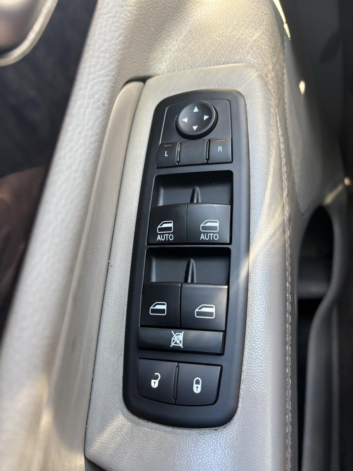 Jeep Grand Cherokee 4WD 4dr Laredo Altitude *Ltd Avail* 2013