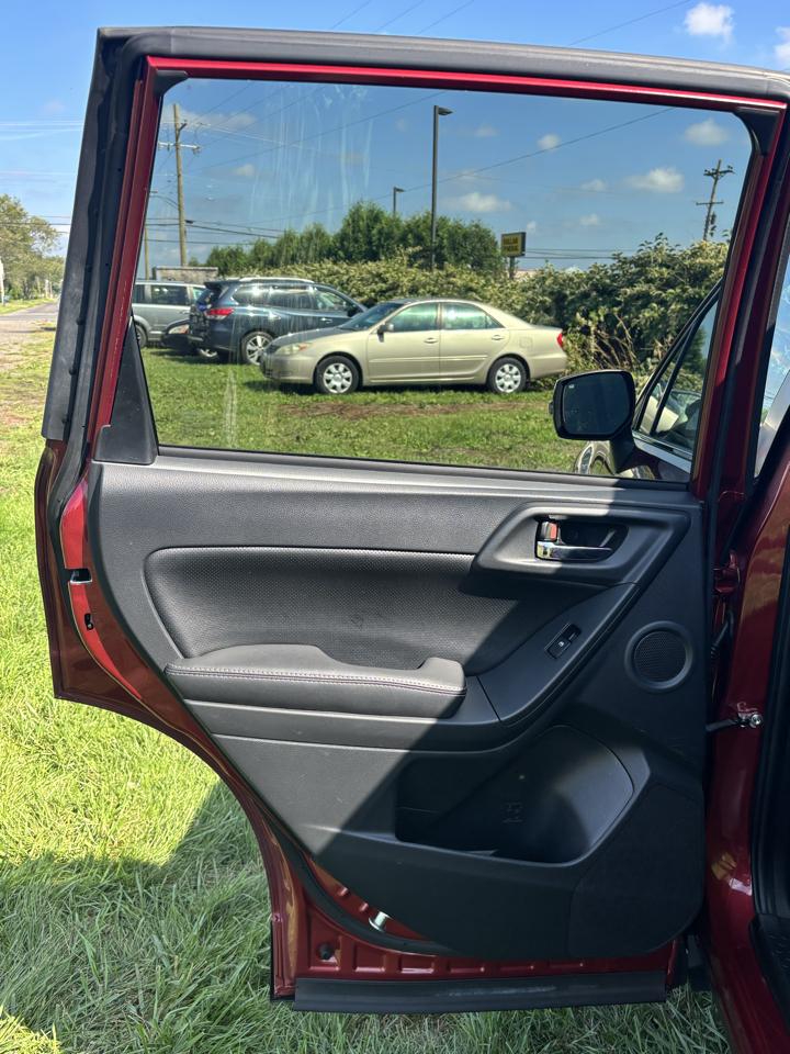 Subaru Forester 4dr CVT 2.0XT Touring 2016