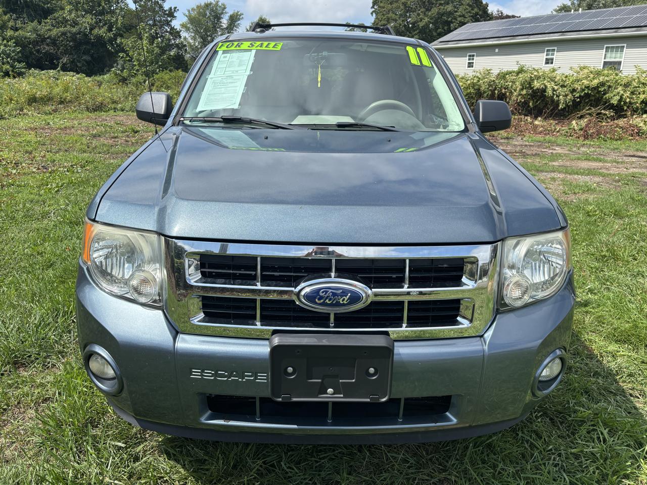 Ford Escape FWD 4dr XLT 2011