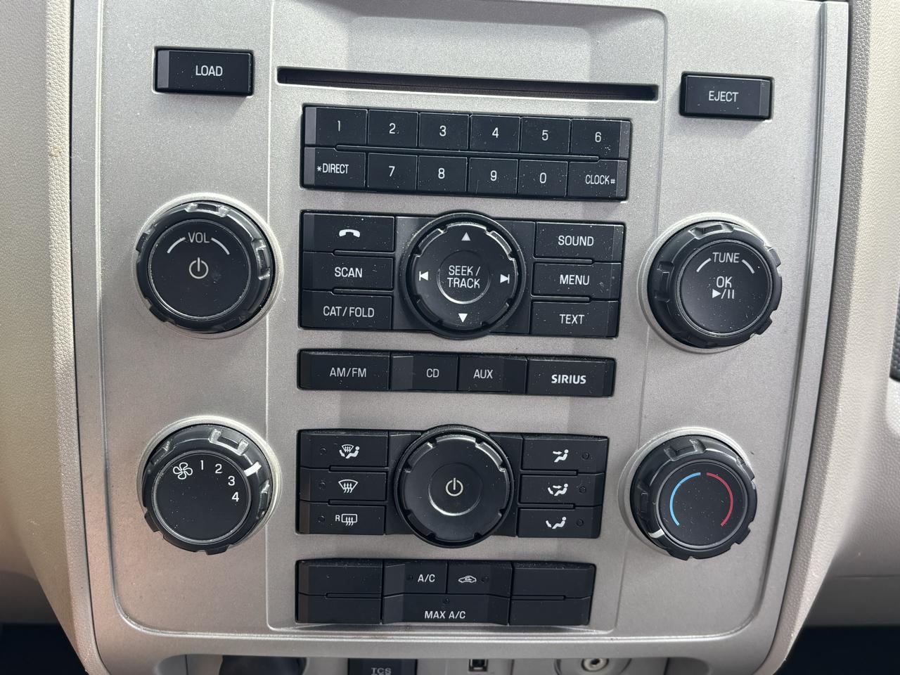 Ford Escape FWD 4dr XLT 2011