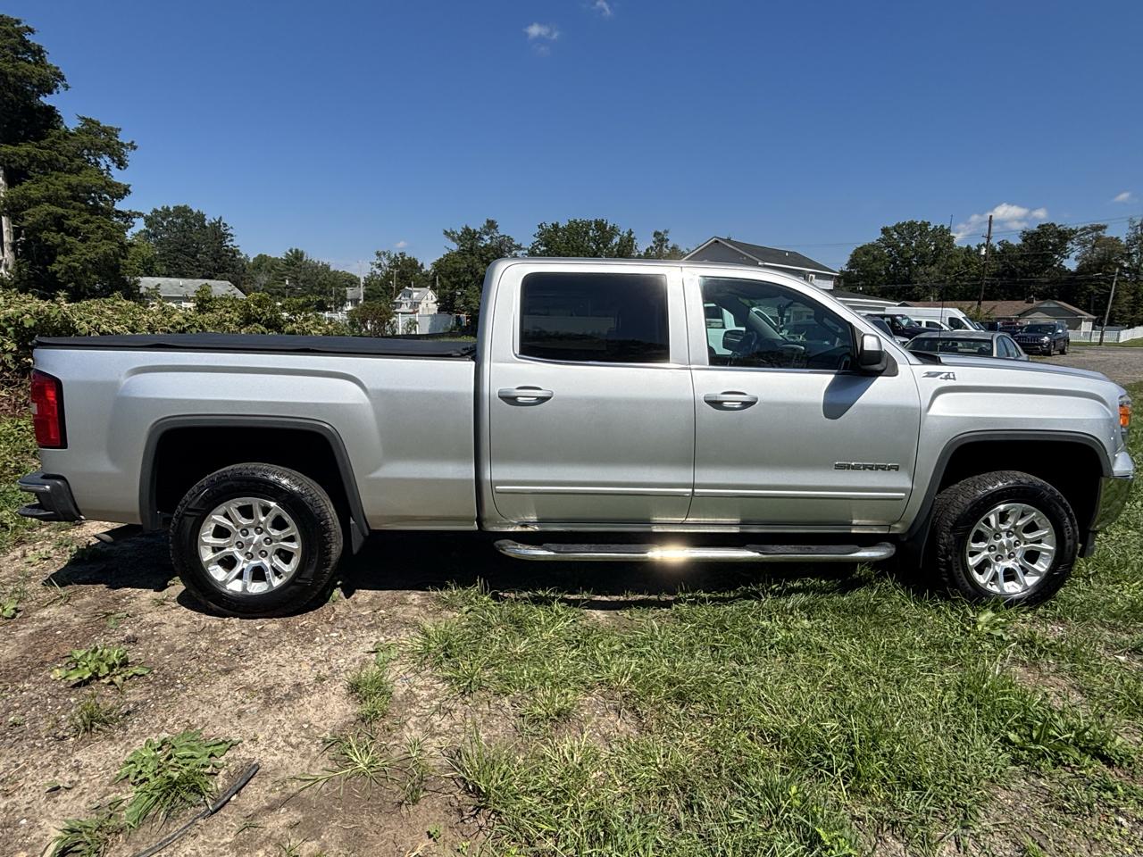 GMC Sierra 1500 4WD Crew Cab 153.0" SLE 2014