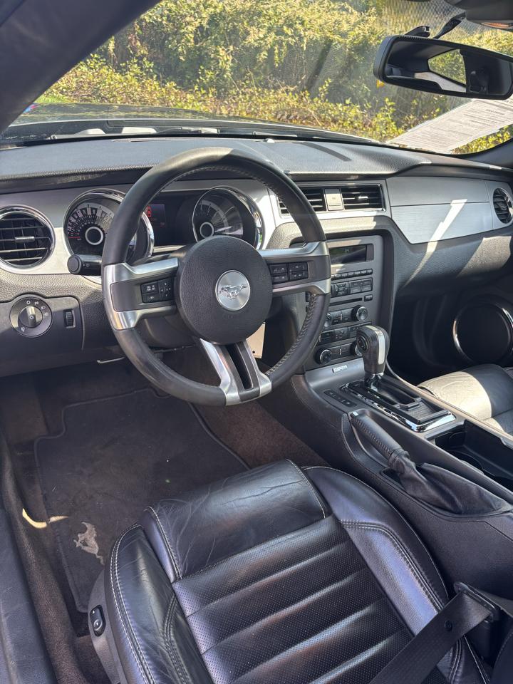 Ford Mustang 2dr Cpe V6 2013