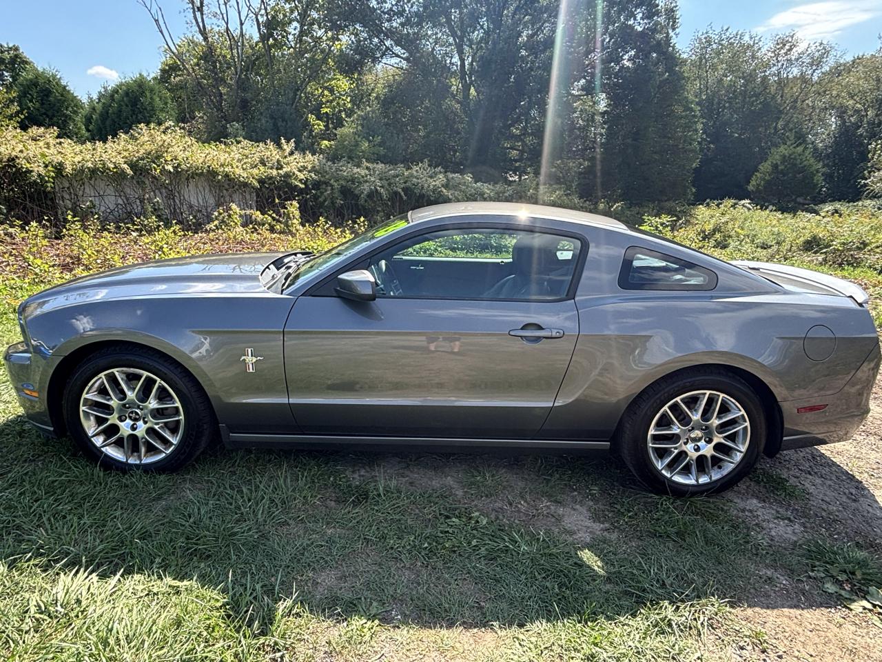 Ford Mustang 2dr Cpe V6 2013