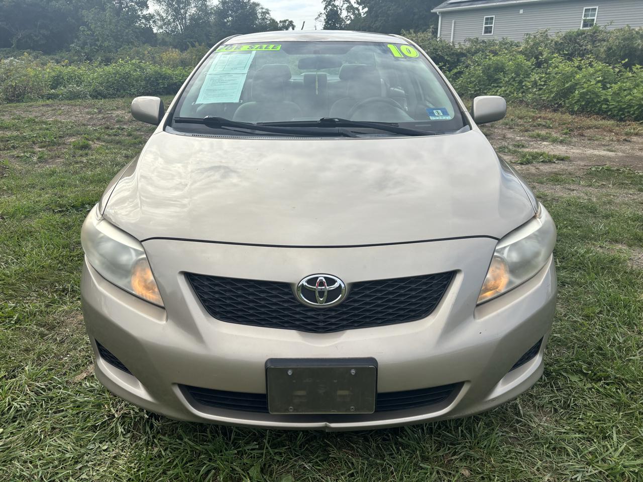 Toyota Corolla 4dr Sdn Man (Natl) 2010