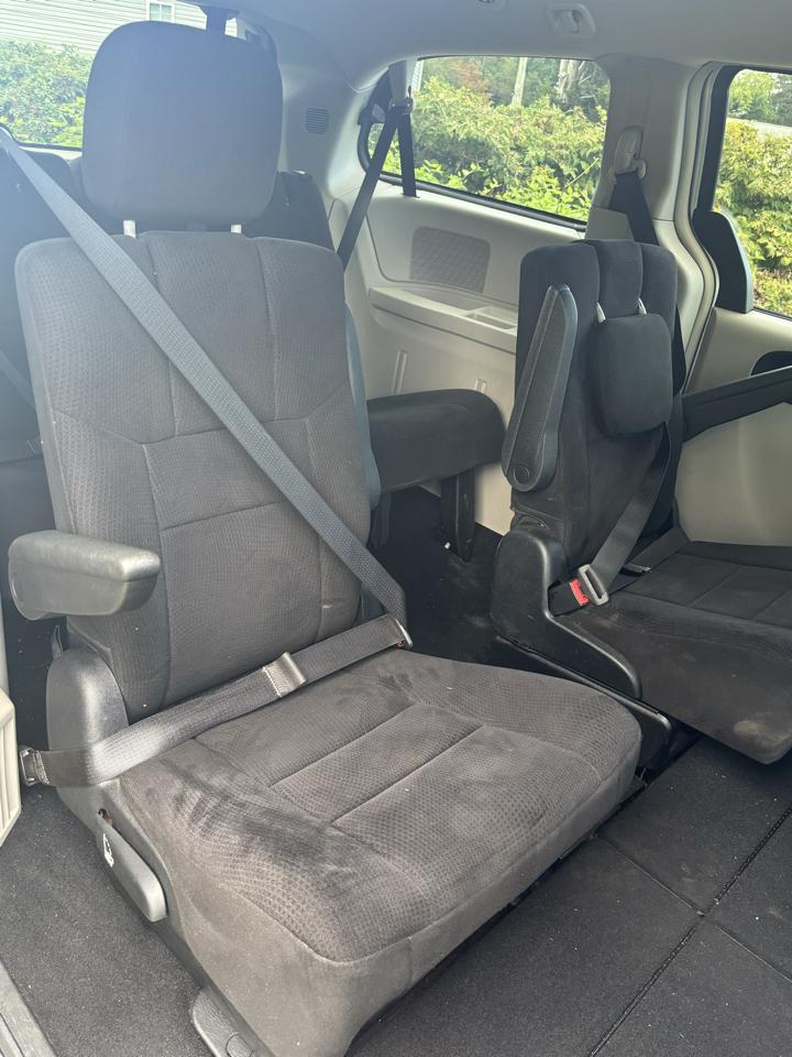 Chrysler Town & Country 4dr Wgn Touring 2011