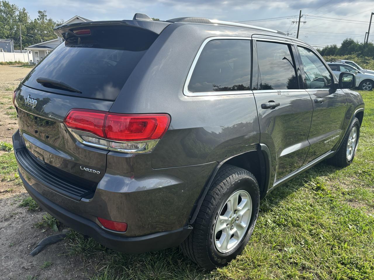 Jeep Grand Cherokee 4WD 4dr Laredo 2015