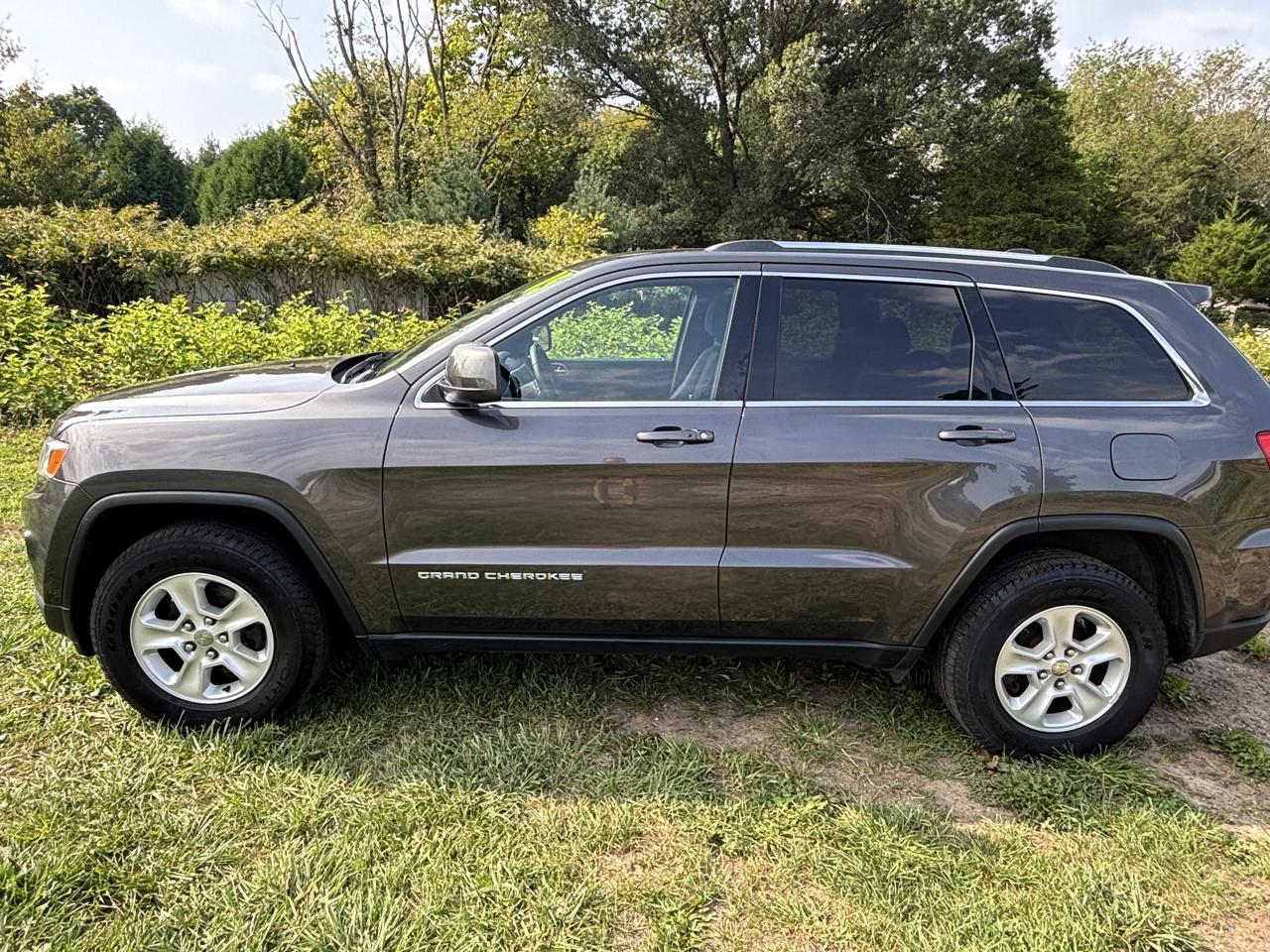 Jeep Grand Cherokee 4WD 4dr Laredo 2015