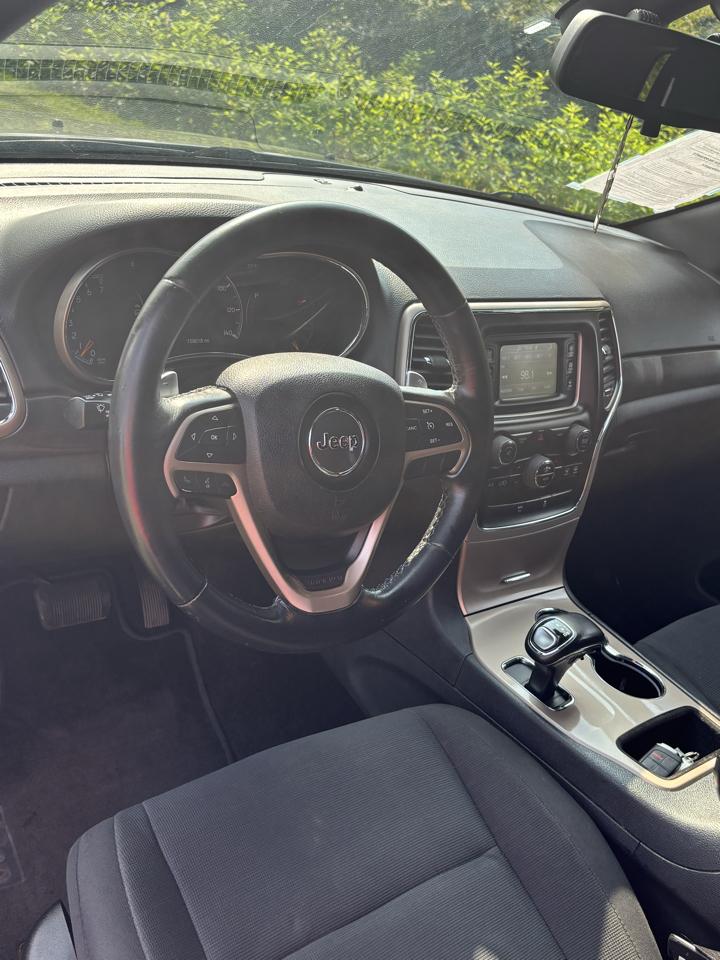 Jeep Grand Cherokee 4WD 4dr Laredo 2015