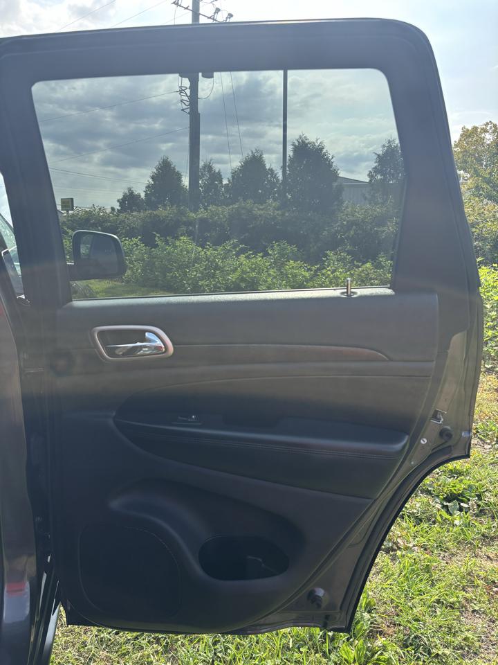 Jeep Grand Cherokee 4WD 4dr Laredo 2015