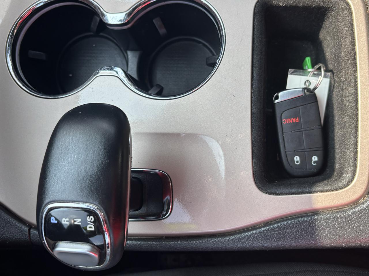 Jeep Grand Cherokee 4WD 4dr Laredo 2015