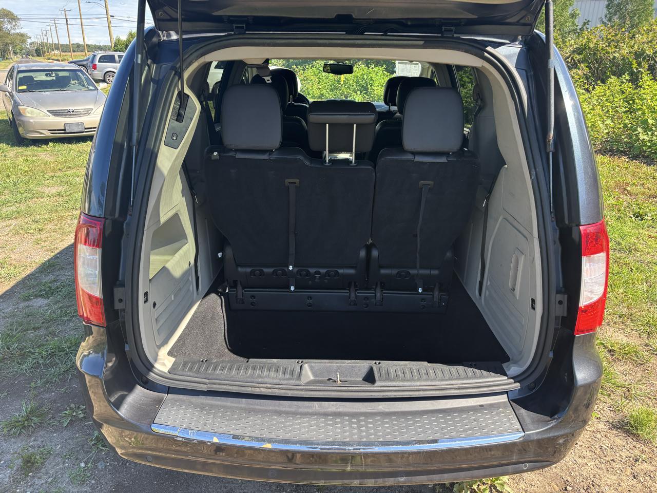 Chrysler Town & Country 4dr Wgn Touring-L 2014