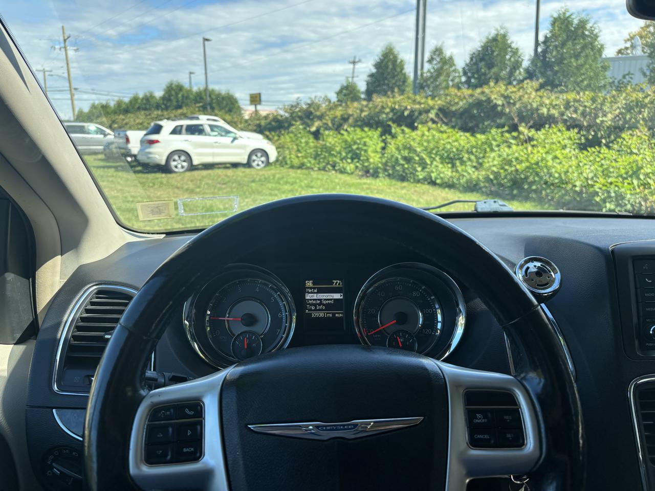 Chrysler Town & Country 4dr Wgn Touring-L 2014