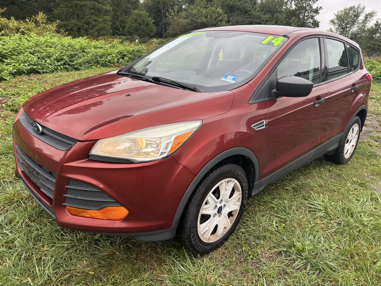 2014 Ford Escape FWD 4dr S