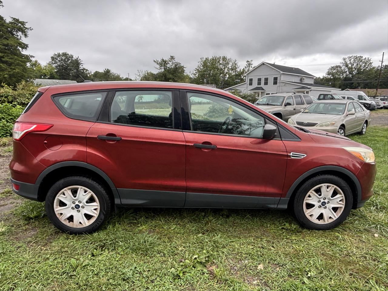 Ford Escape FWD 4dr S 2014