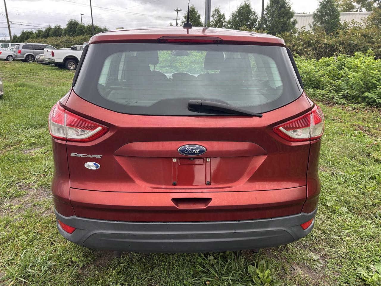 Ford Escape FWD 4dr S 2014