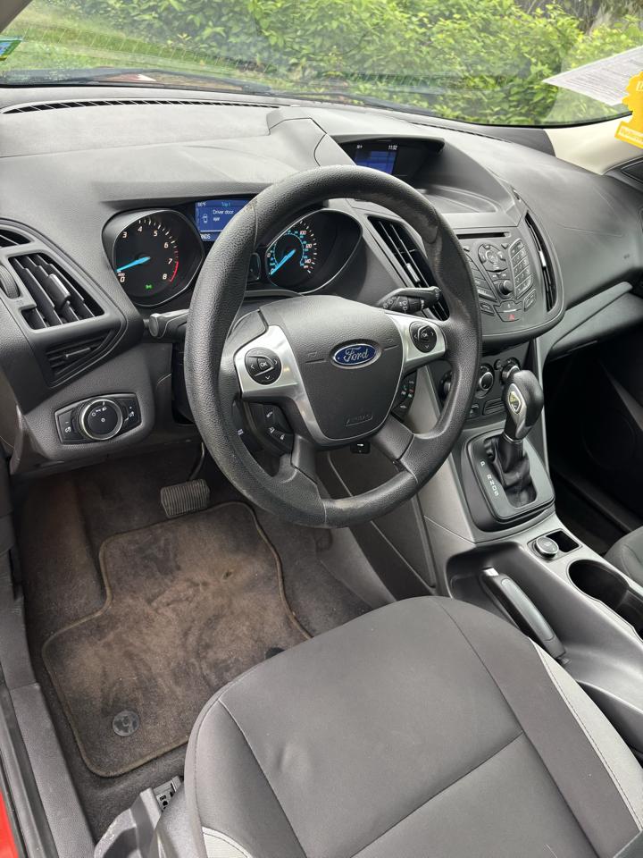 Ford Escape FWD 4dr S 2014