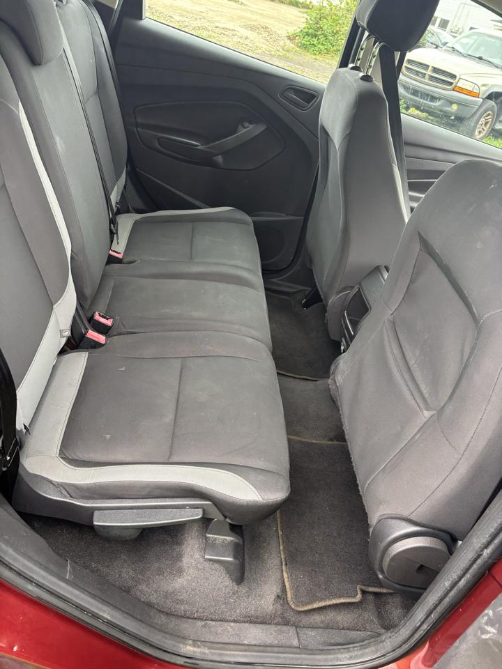 Ford Escape FWD 4dr S 2014