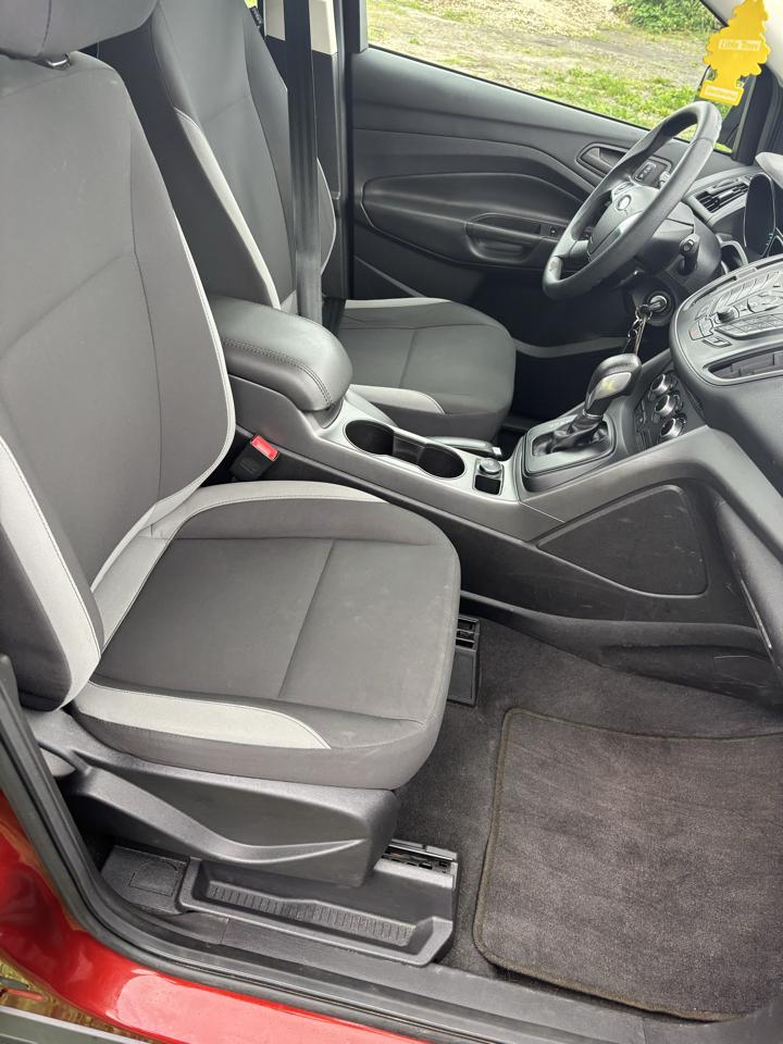 Ford Escape FWD 4dr S 2014