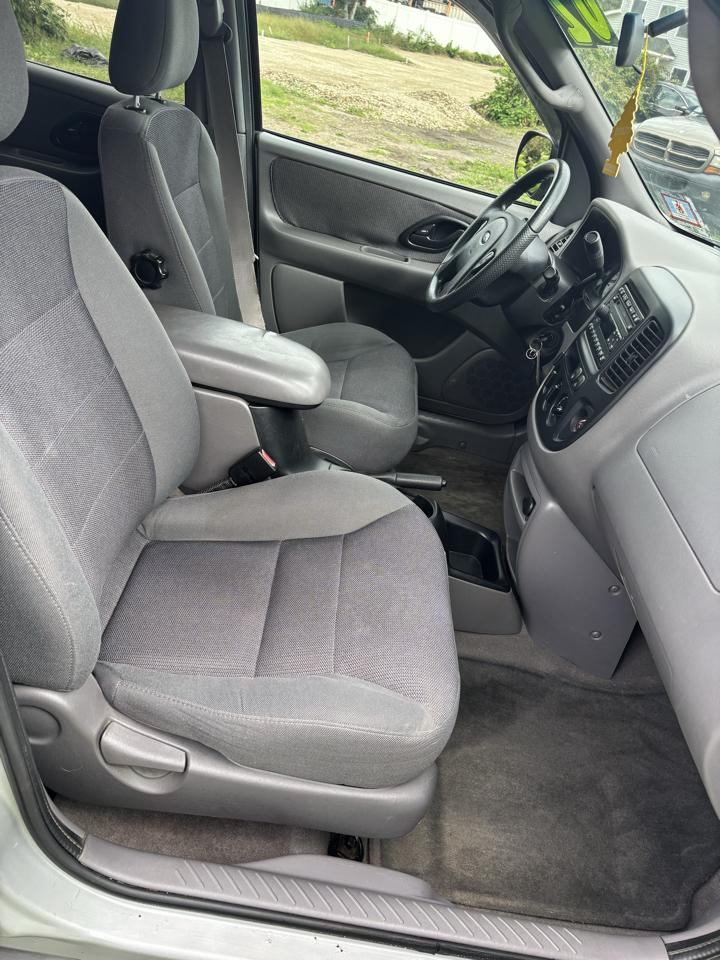 Ford Escape 4dr 103" WB XLT 4WD Sport 2002