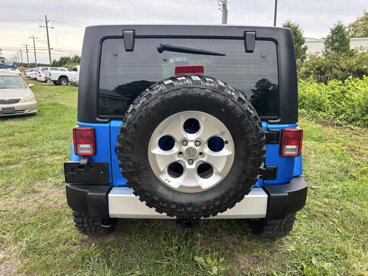 Jeep Wrangler Unlimited 4WD 4dr Sahara 2015