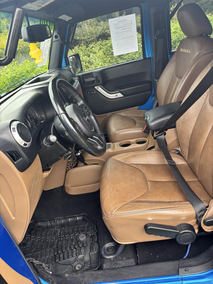 Jeep Wrangler Unlimited 4WD 4dr Sahara 2015