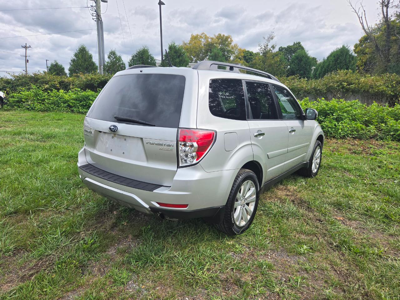 Subaru Forester 4dr Auto 2.5X Limited 2011