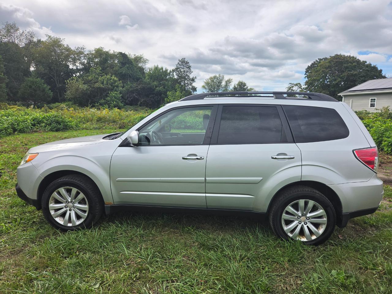 Subaru Forester 4dr Auto 2.5X Limited 2011