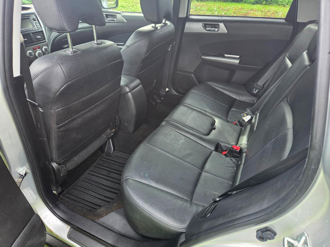 Subaru Forester 4dr Auto 2.5X Limited 2011