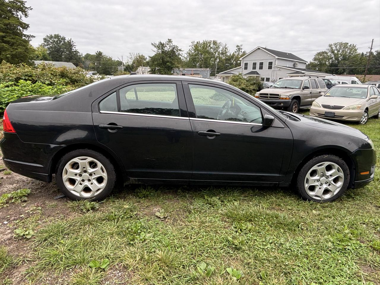 Ford Fusion 4dr Sdn SE FWD 2010