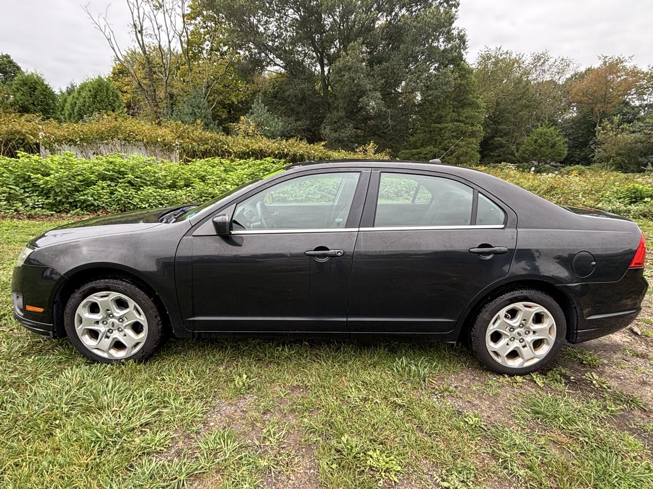 Ford Fusion 4dr Sdn SE FWD 2010