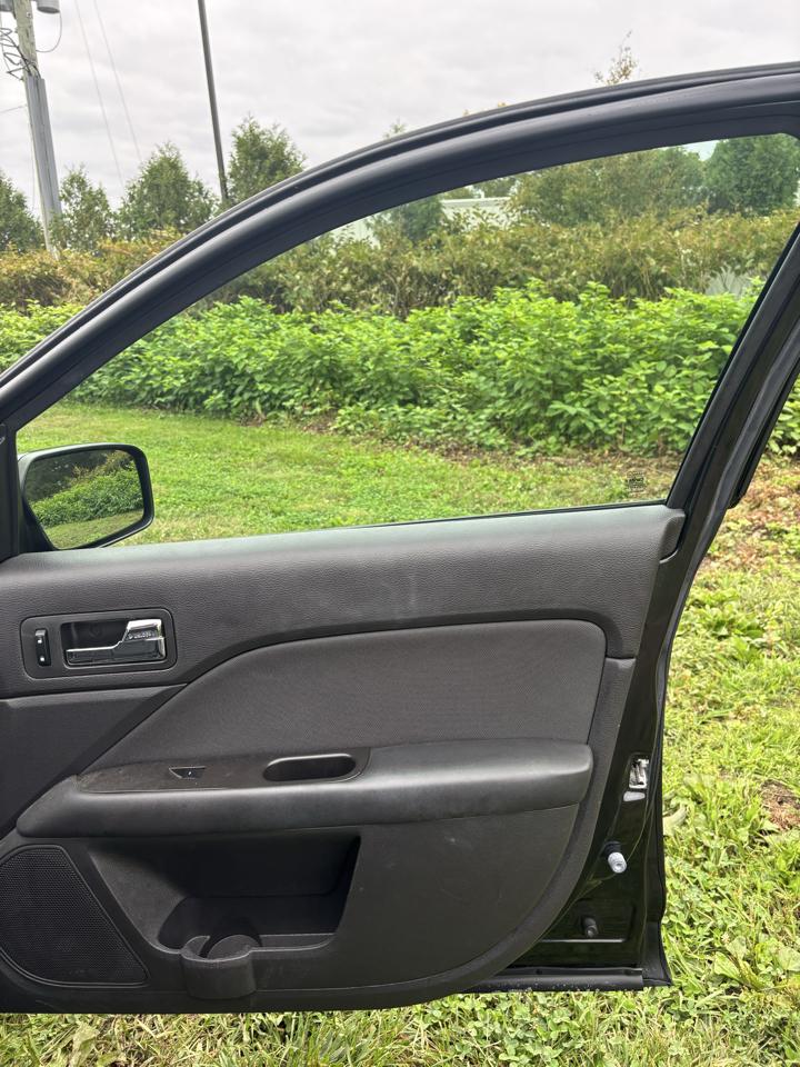 Ford Fusion 4dr Sdn SE FWD 2010
