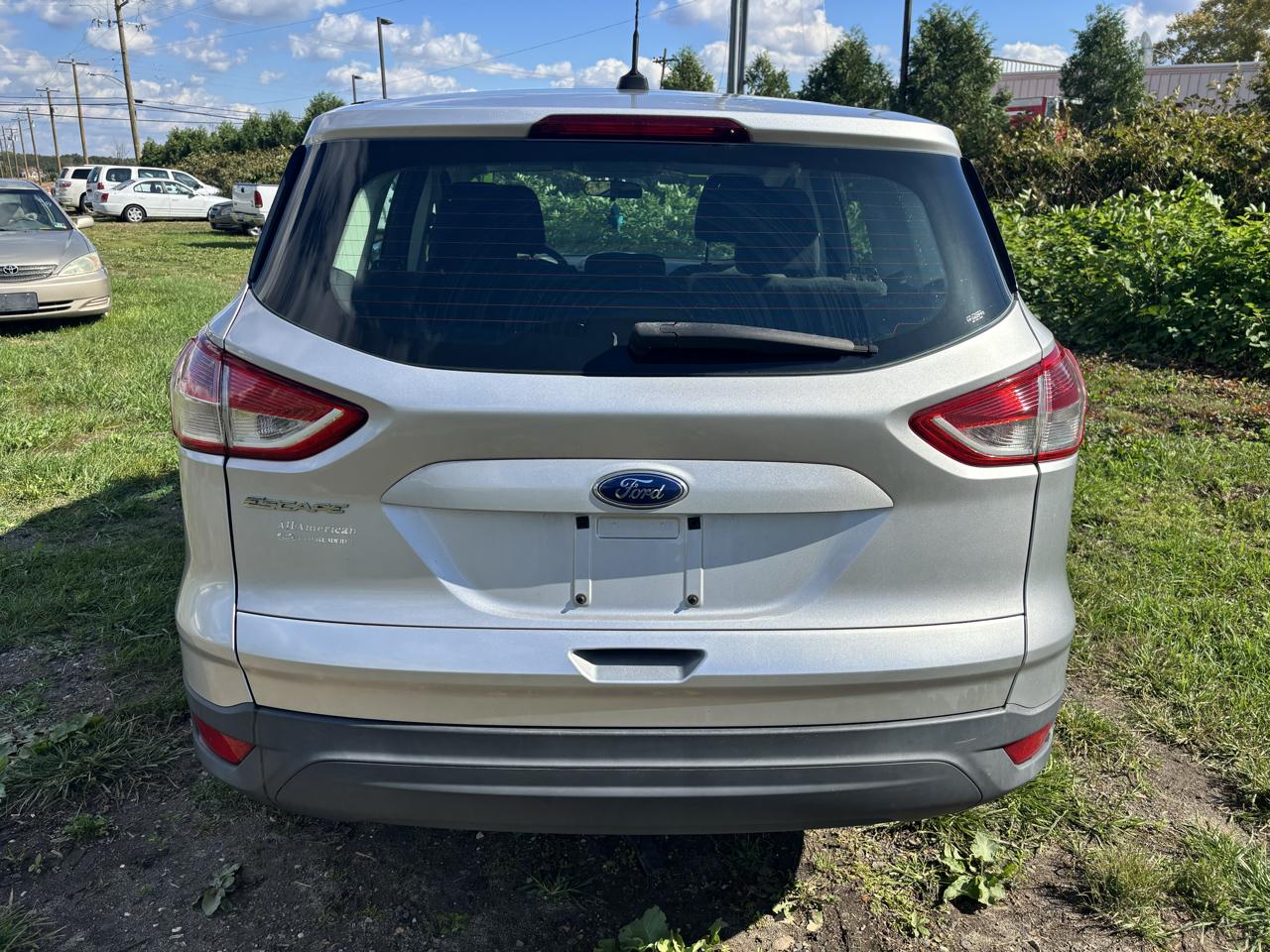 Ford Escape FWD 4dr S 2013