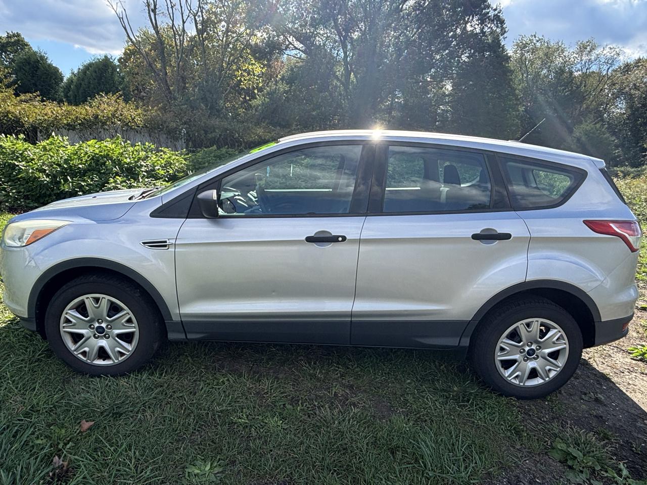 Ford Escape FWD 4dr S 2013