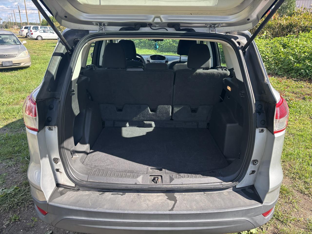 Ford Escape FWD 4dr S 2013