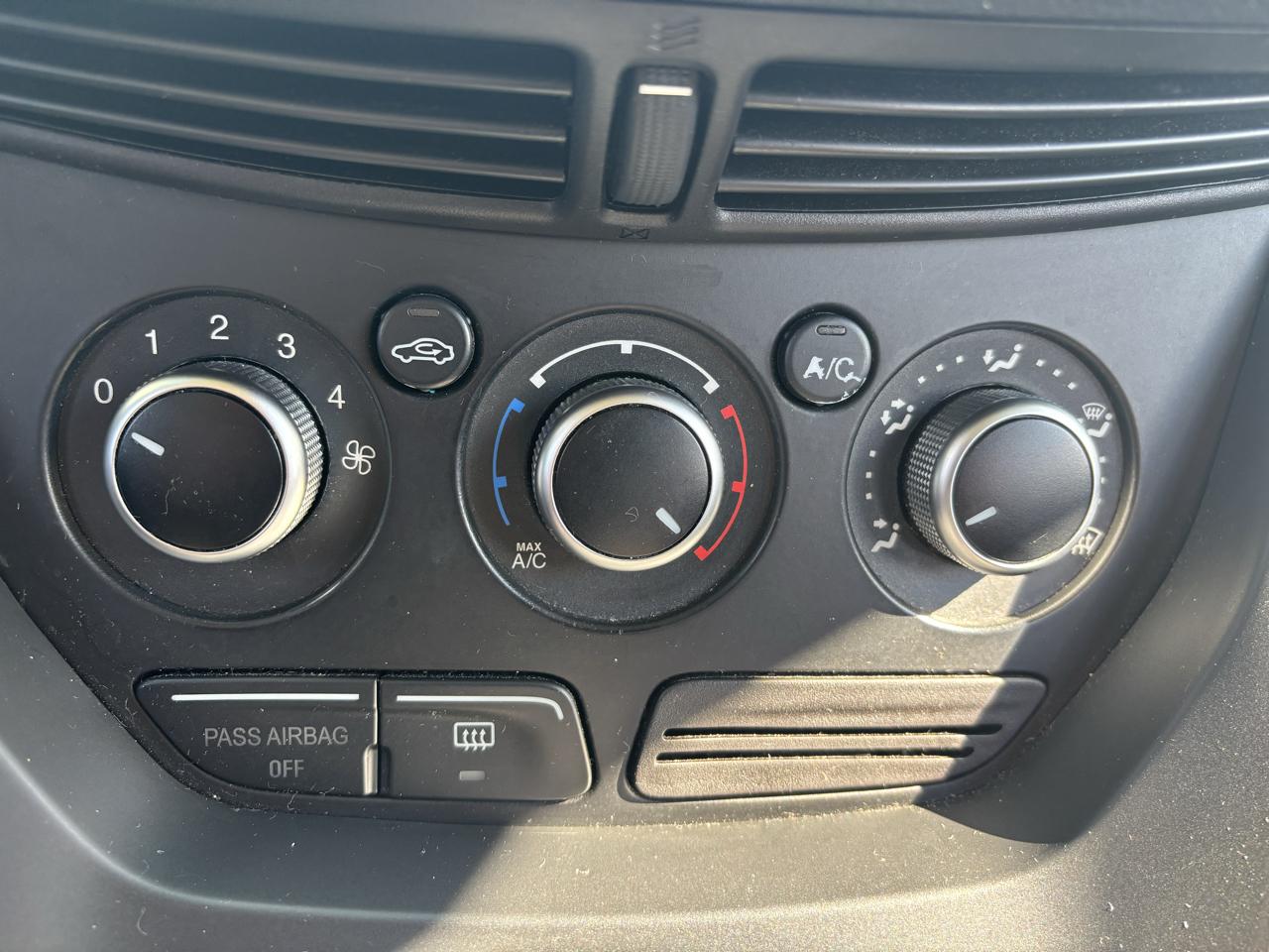 Ford Escape FWD 4dr S 2013