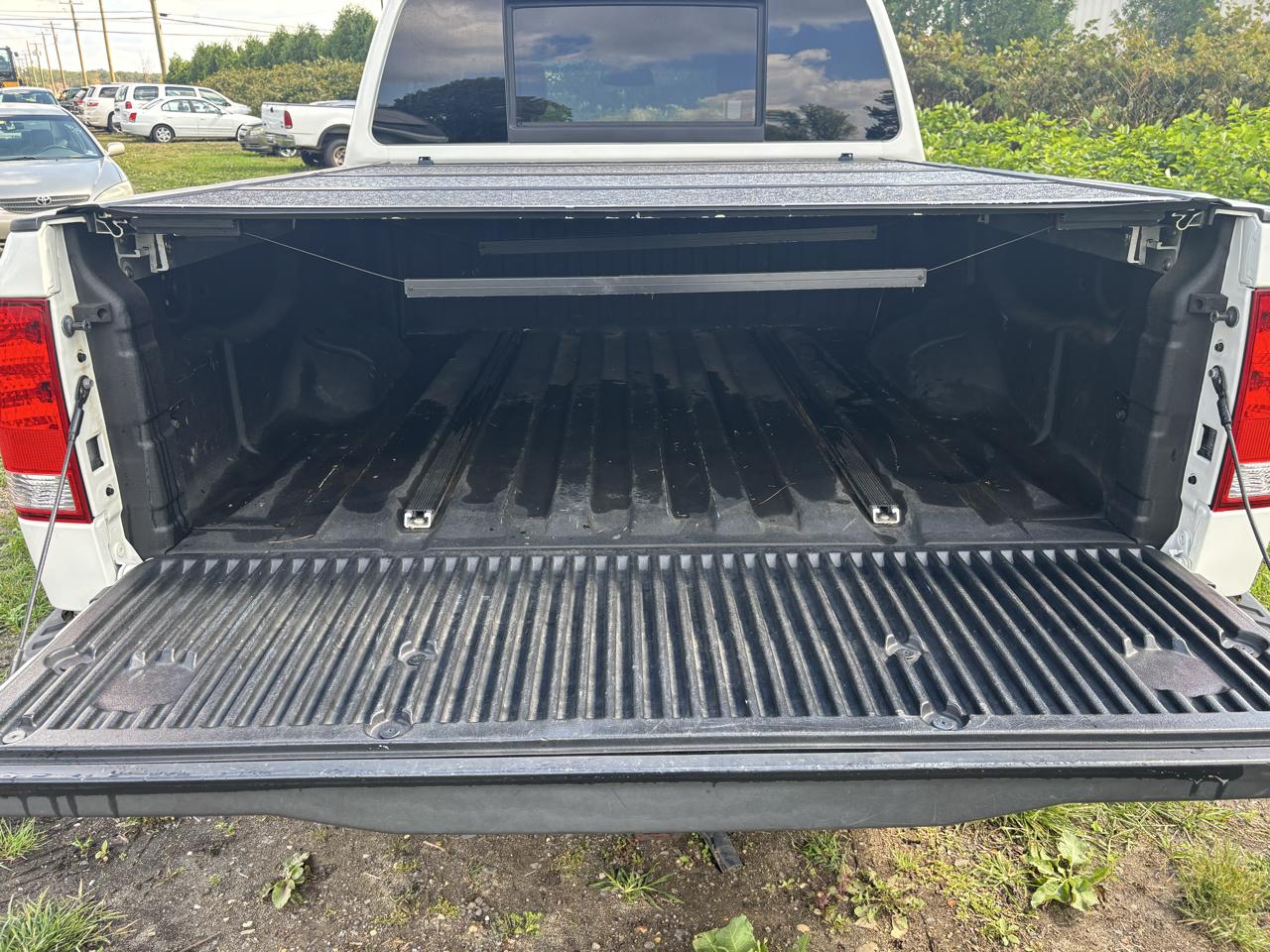 Nissan Titan 4WD Crew Cab SWB PRO-4X 2008