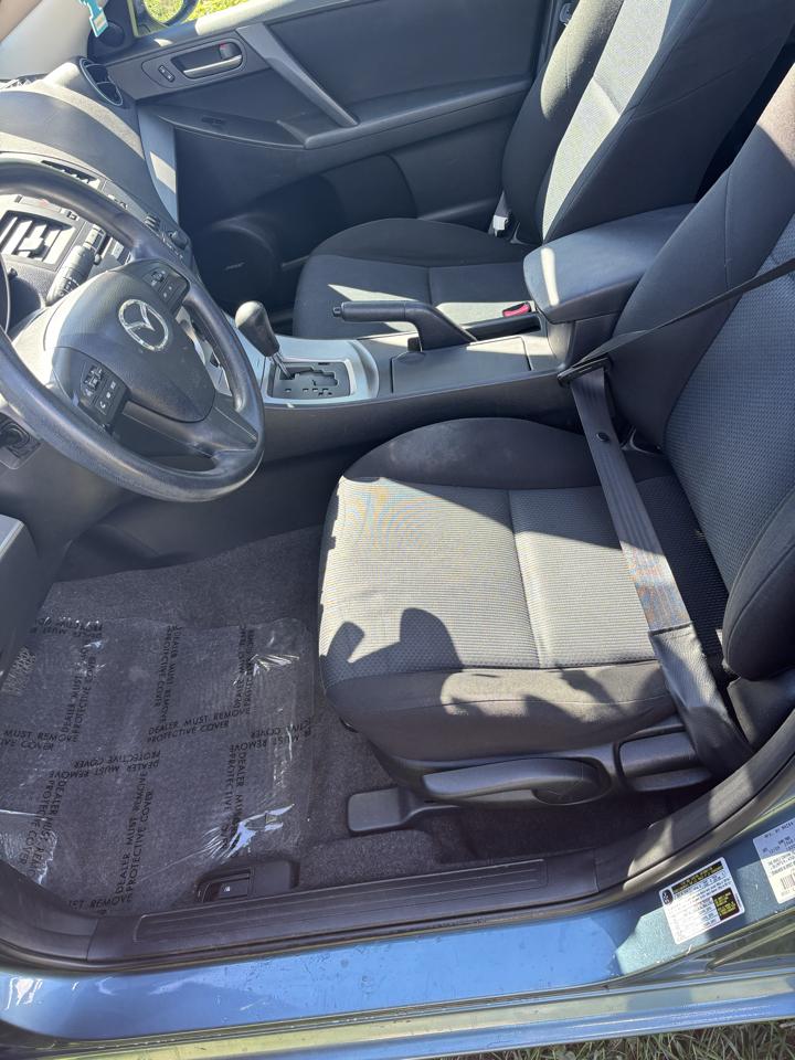 Mazda MAZDA3 4dr Sdn Auto i Touring 2010