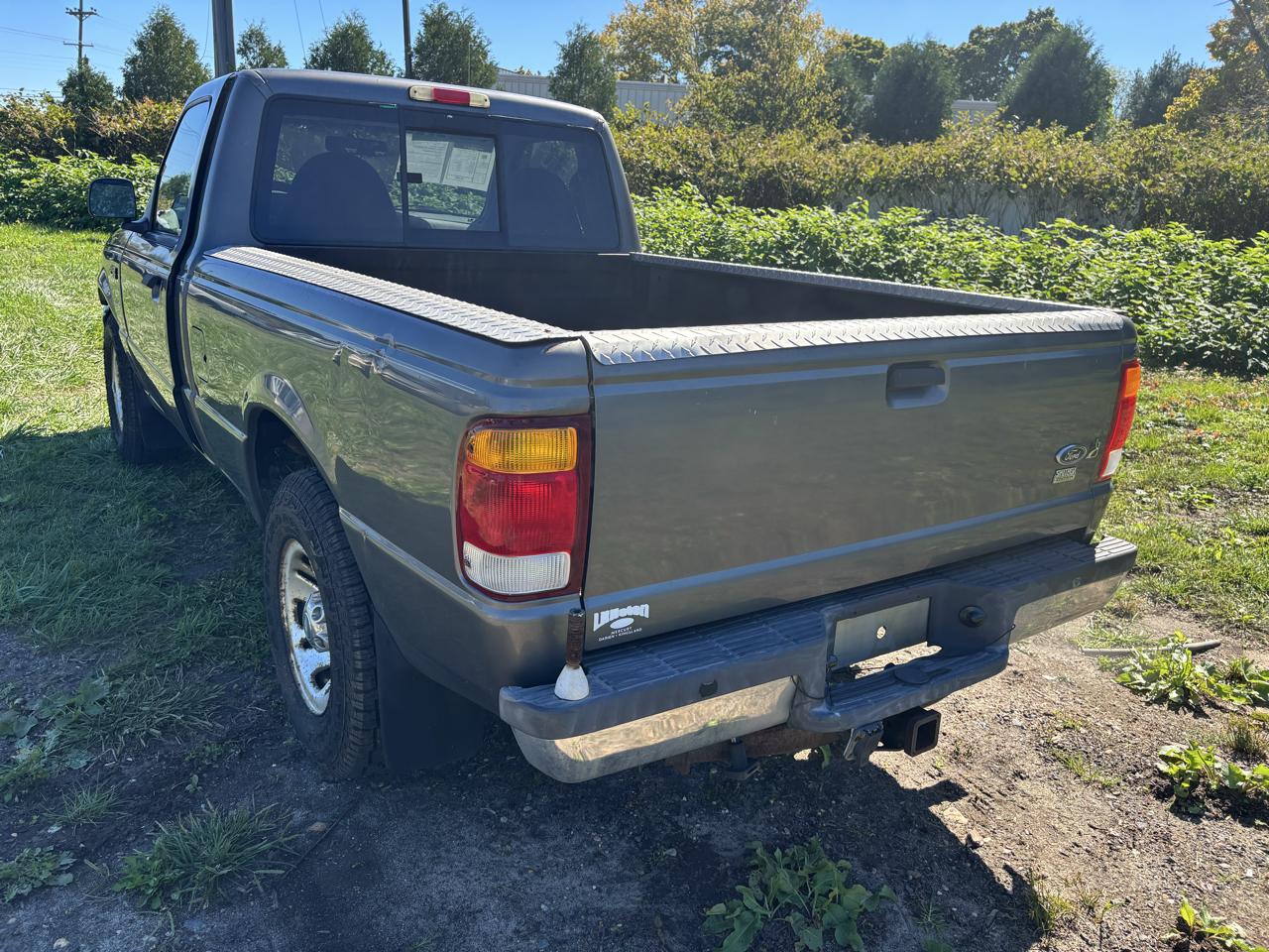 Ford Ranger Reg Cab 112" WB XLT 1999