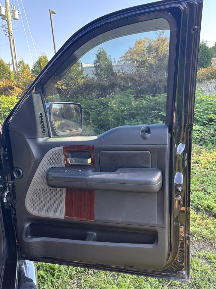 Ford F-150 4WD SuperCrew 139" Lariat 2007