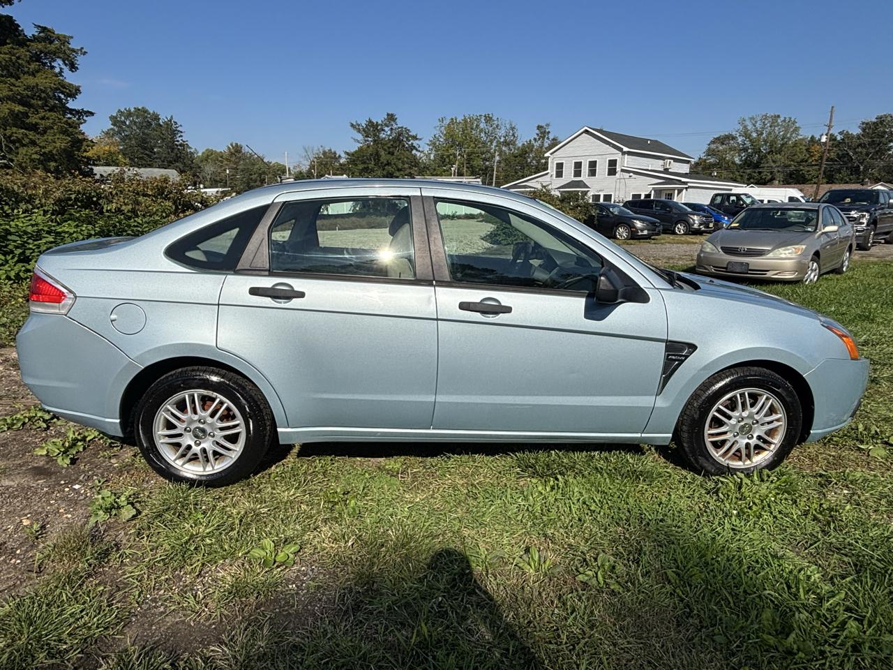 Ford Focus 4dr Sdn SE 2008