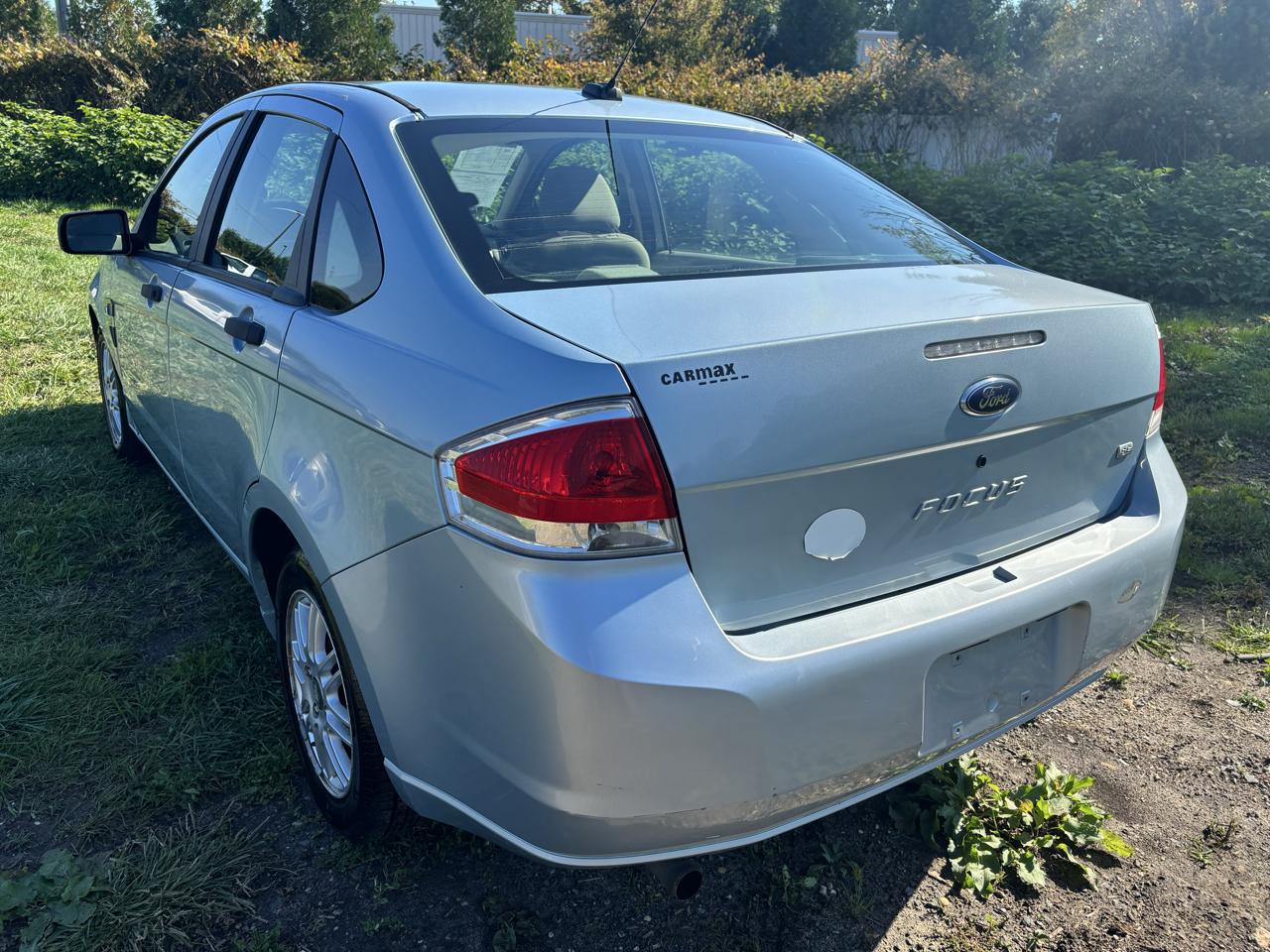 Ford Focus 4dr Sdn SE 2008