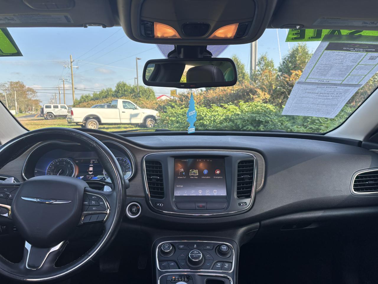 Chrysler 200 4dr Sdn C AWD 2015