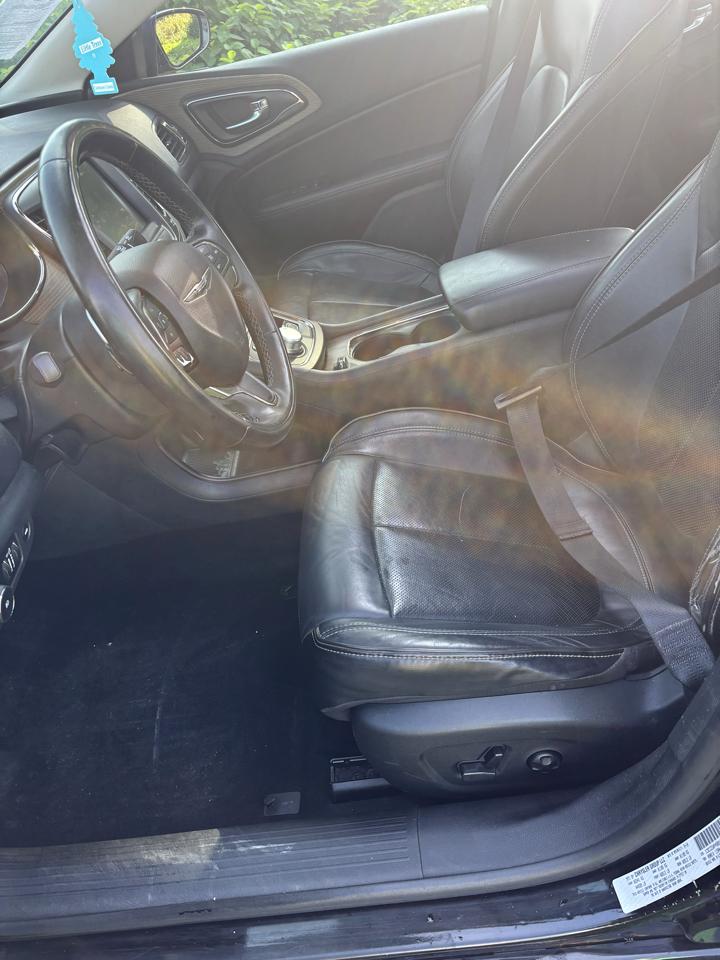 Chrysler 200 4dr Sdn C AWD 2015