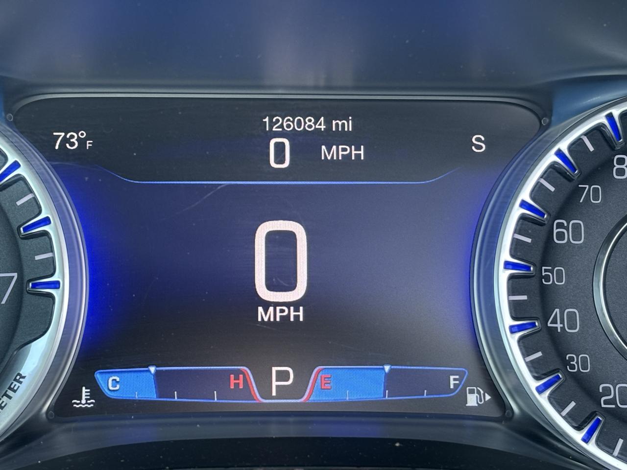 Chrysler 200 4dr Sdn C AWD 2015