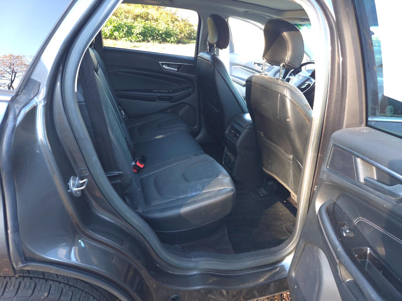 Ford Edge 4dr Titanium AWD 2015
