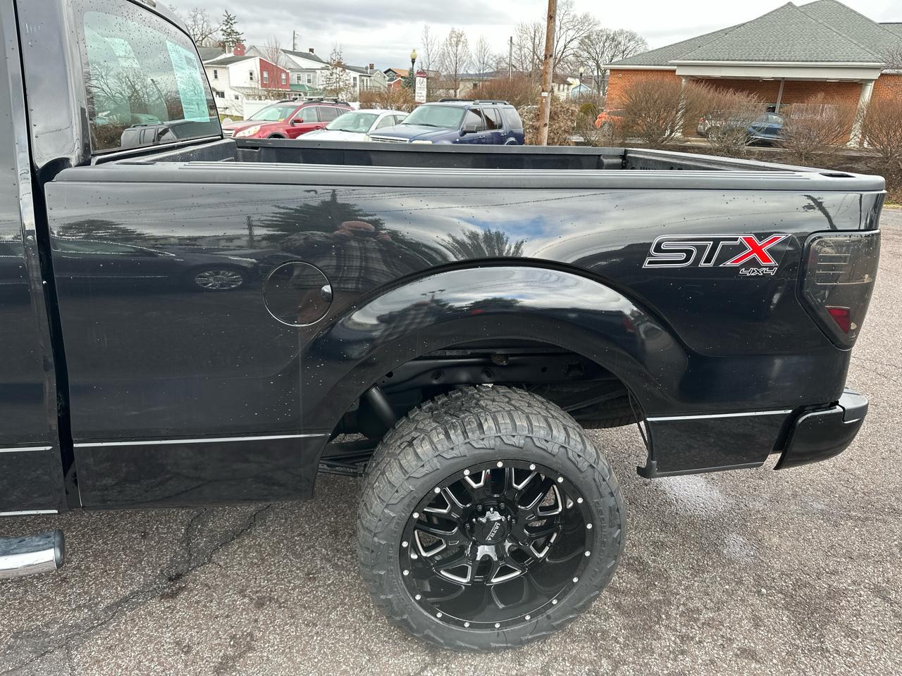 Ford F-150 STX SuperCab 6.5-ft. Bed 4WD 2014