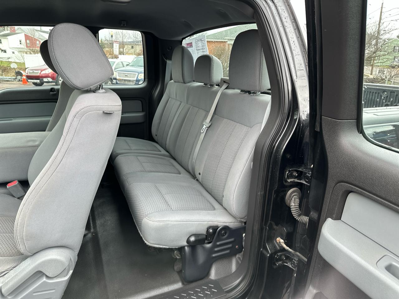Ford F-150 STX SuperCab 6.5-ft. Bed 4WD 2014
