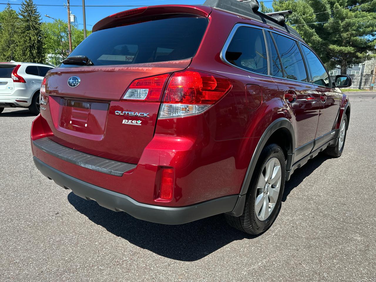 Subaru Outback 2.5i Limited 2012