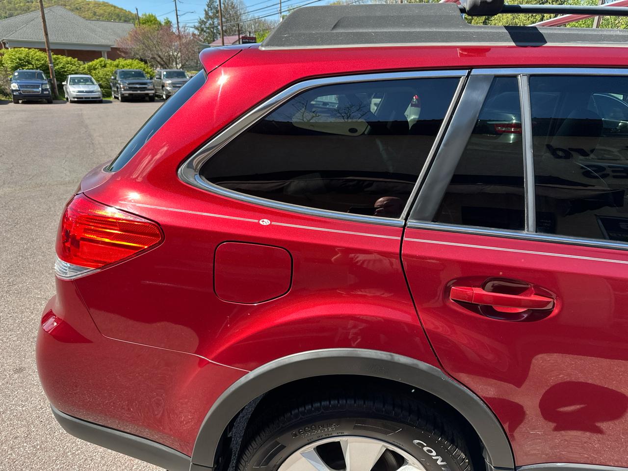 Subaru Outback 2.5i Limited 2012