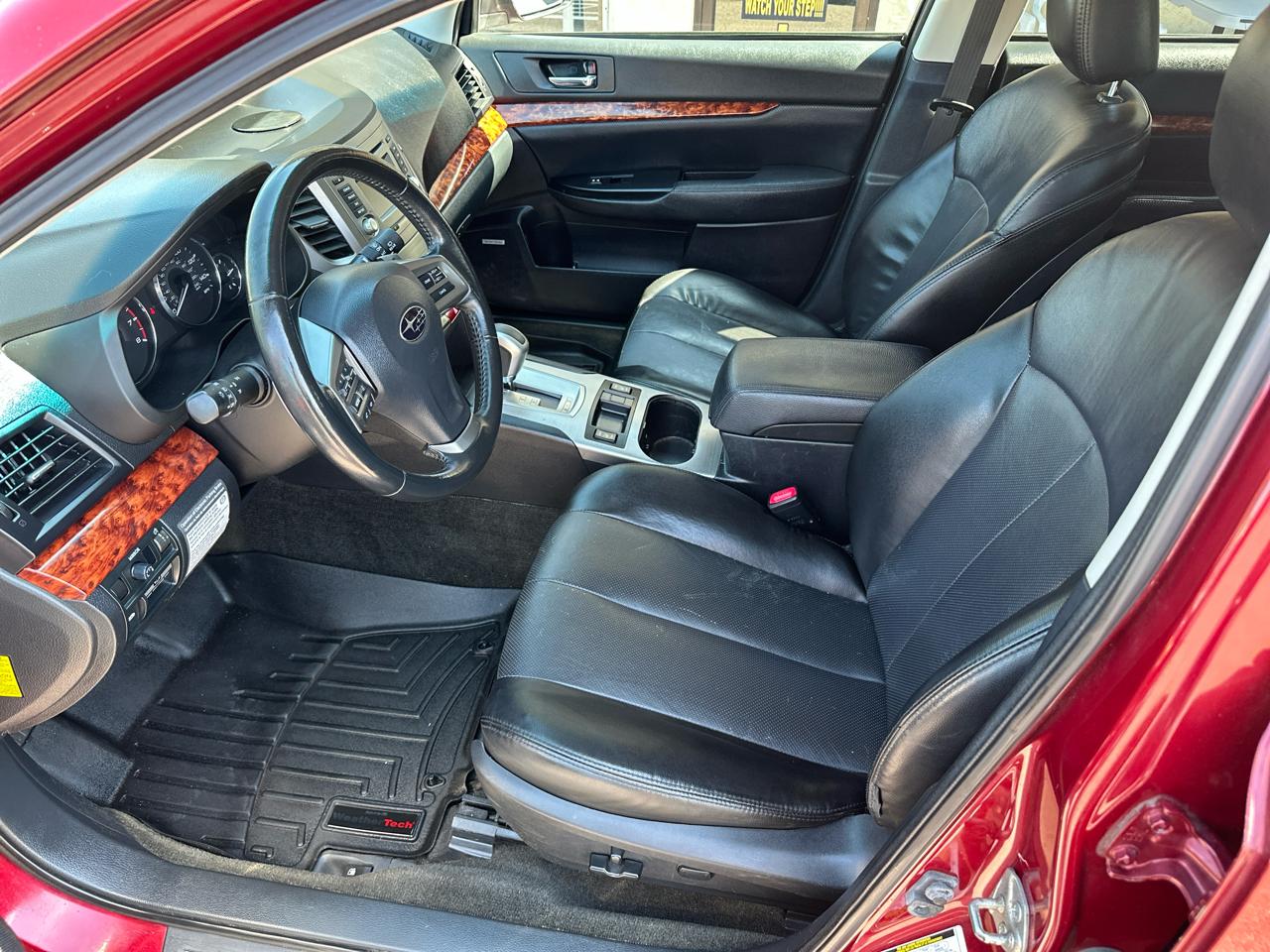 Subaru Outback 2.5i Limited 2012